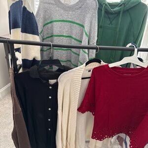 American Eagle Outfitters Lot size, medium, and large